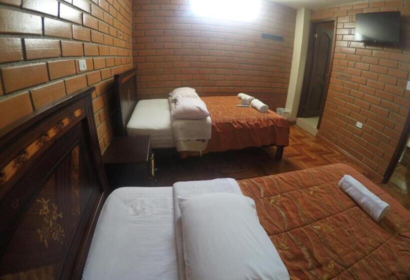 هاستل Hostal Nomada