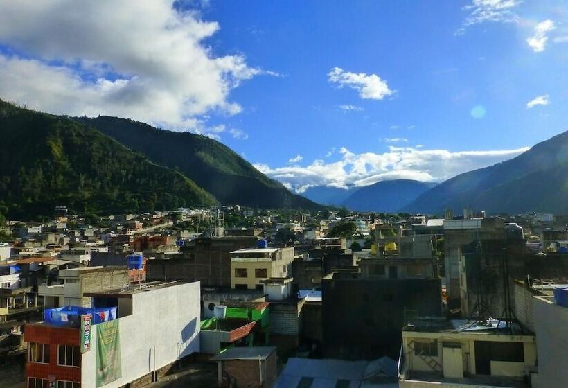 هاستل Hostal Nomada