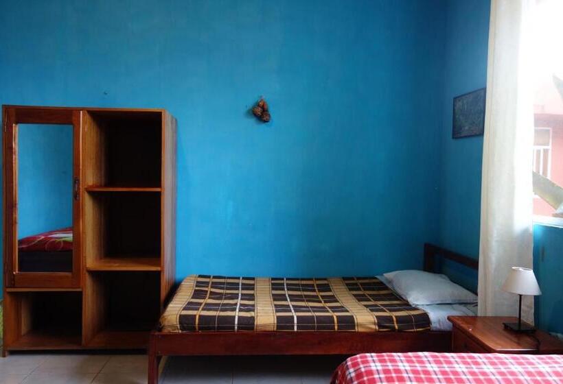 هاستل Hostal Tena ñaui