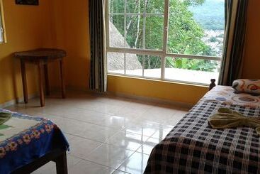 هاستل Hostal Tena ñaui