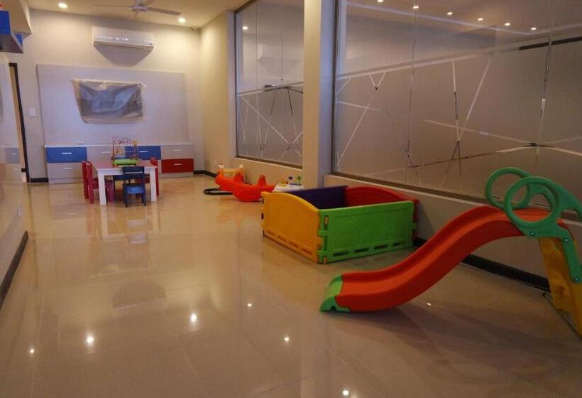 Arena Resort