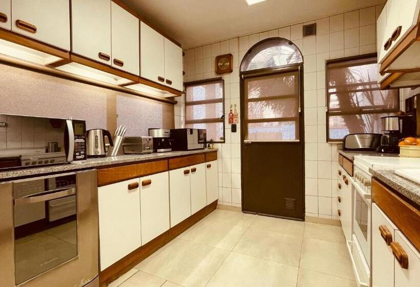 تختخواب و صبحانه Blue Sky Mendoza