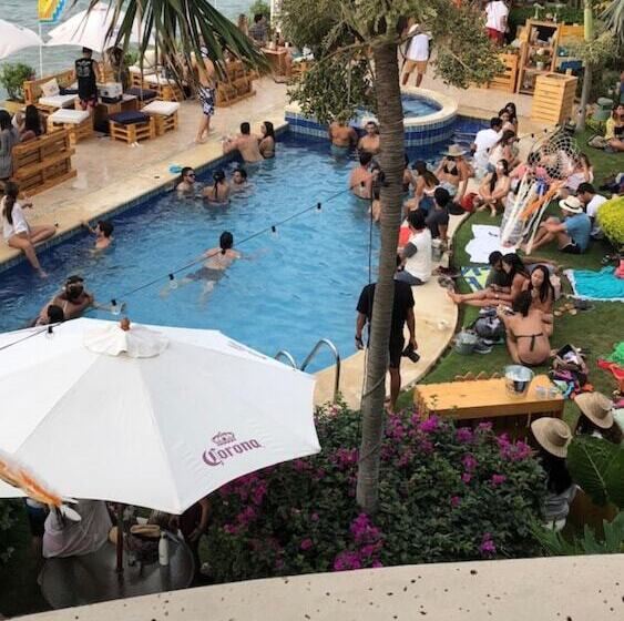 تختخواب و صبحانه Boutique Playa Canela Ecuador