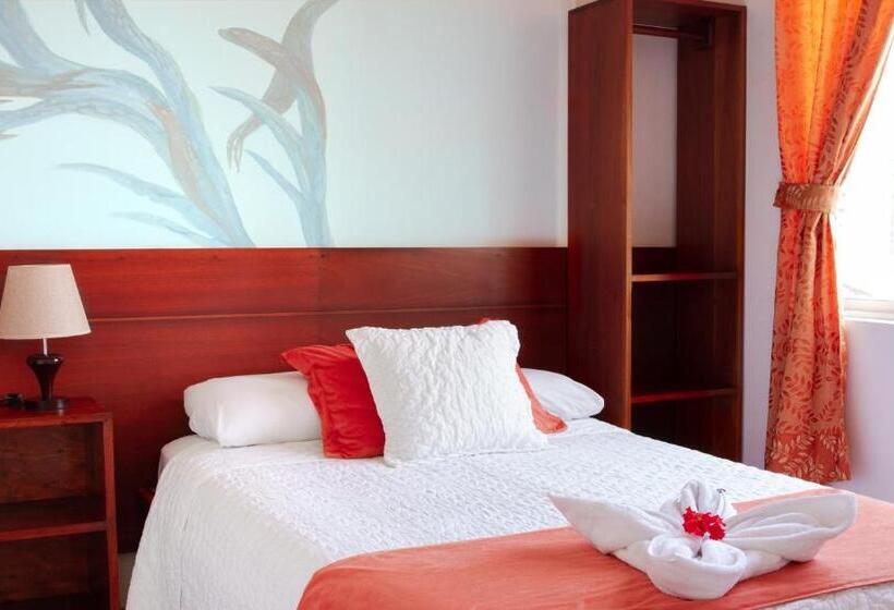 تختخواب و صبحانه Coral Blanco With High Speed Internet Starlink And Galapagos Tour Operator