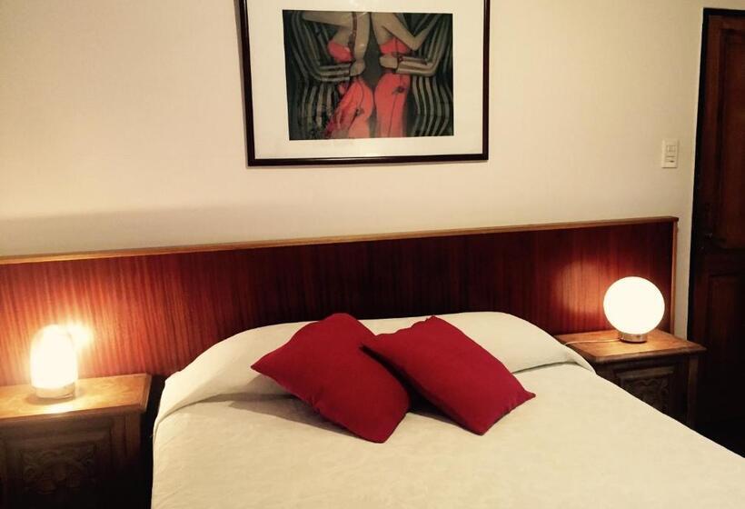 تختخواب و صبحانه Lina's Tango Guesthouse