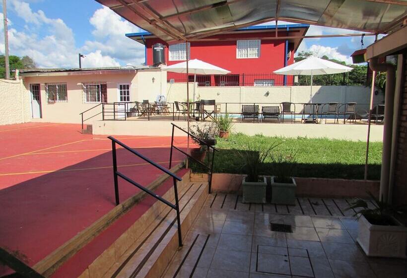 هتل Altos Del Iguazu