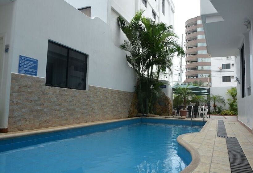 هتل Casablanca Salinas