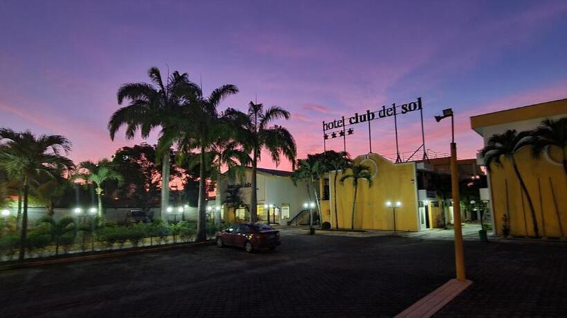هتل Club Del Sol