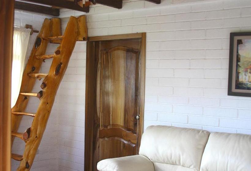 هتل Hosteria Cananvalle