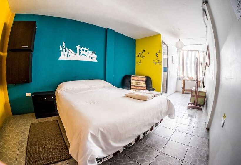 Minka Hostel