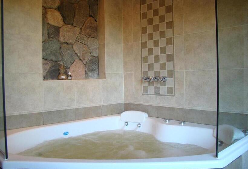 اقامتگاه Cabañas Cerros Del Sol