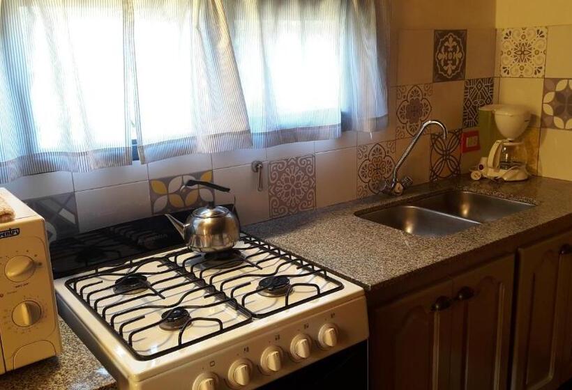 اقامتگاه Cabañas Cerros Del Sol