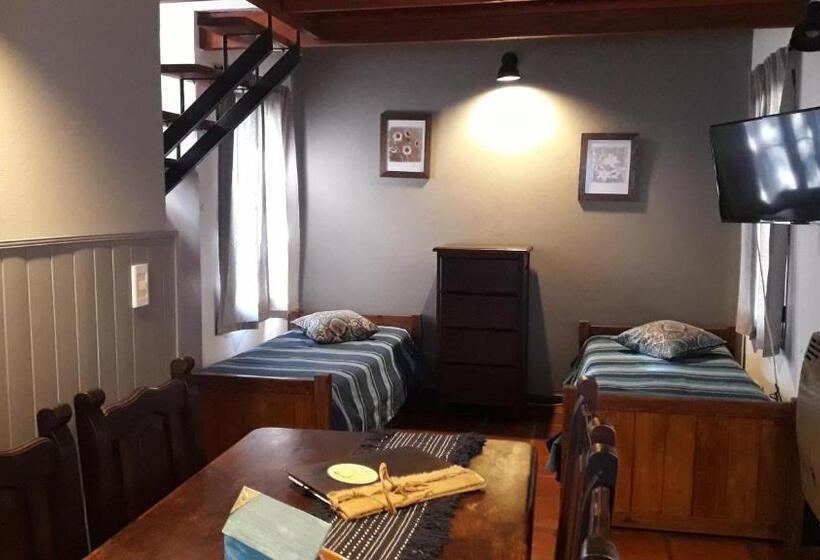 اقامتگاه Cabañas Cerros Del Sol