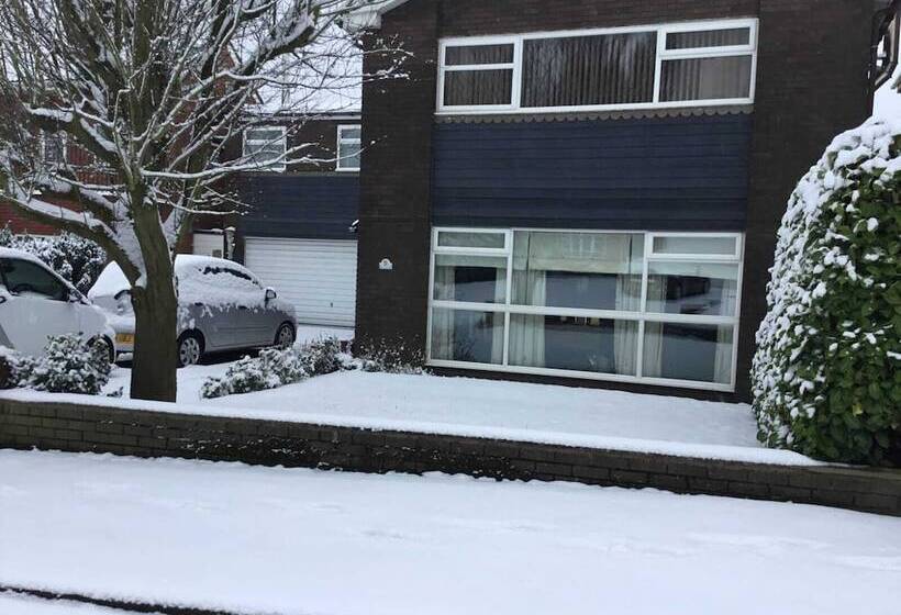 酒店 Lowri Cottage