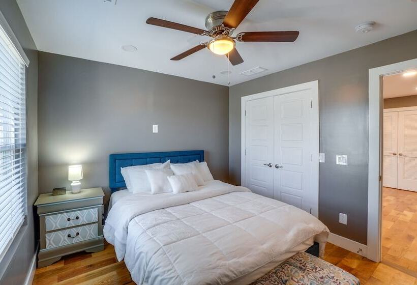 New Albany Home W/ Smart Tvs Near Ohio River!