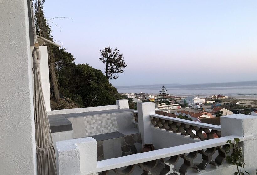 بنسيون Fonte Da Telha Cliff House