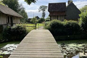 膳宿费 La Chaumière Normande