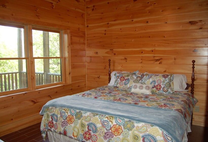 Spacious Cabin With Fantastic Long Range Mountain And Lake Views   Lake Lure   The Overlook 4 Bedroo
