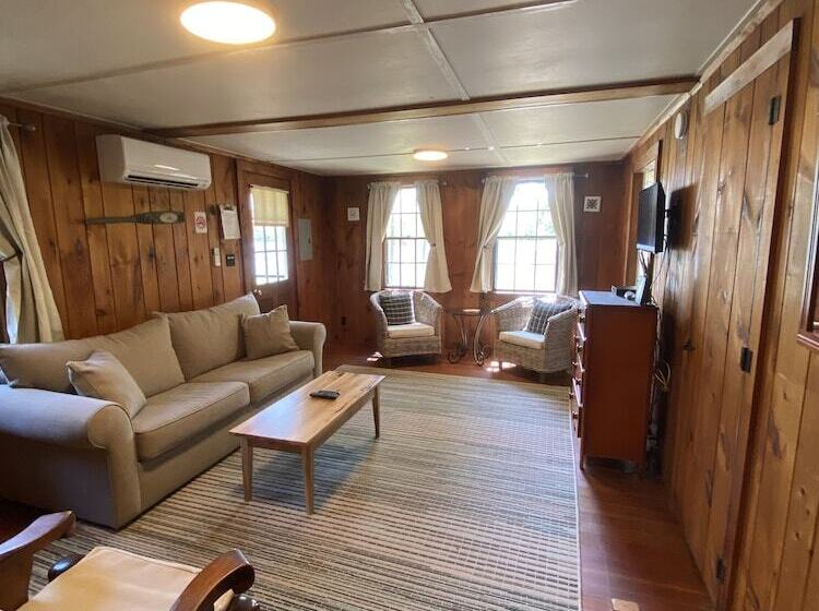 The Pines At Center Harbor