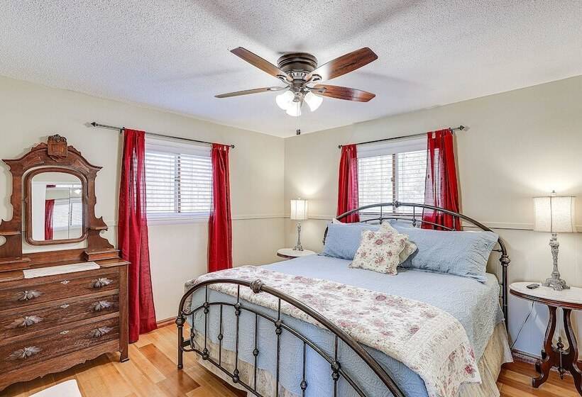 Arkansas Lake House W/ Private Dock!