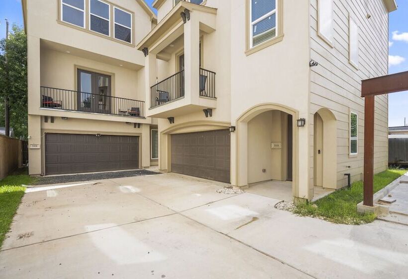تختخواب و صبحانه Spacious 3 Bed House Near Md Anderson
