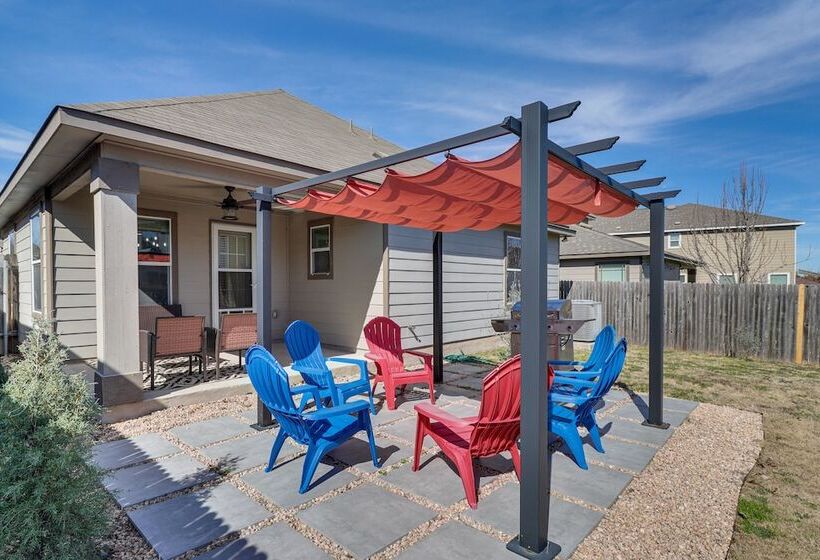 Centrally Located Austin Home W/ Private Patio!