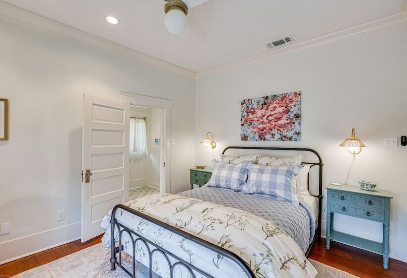 1 Mi To Downtown Tyler: Historic Home W/ Porch!