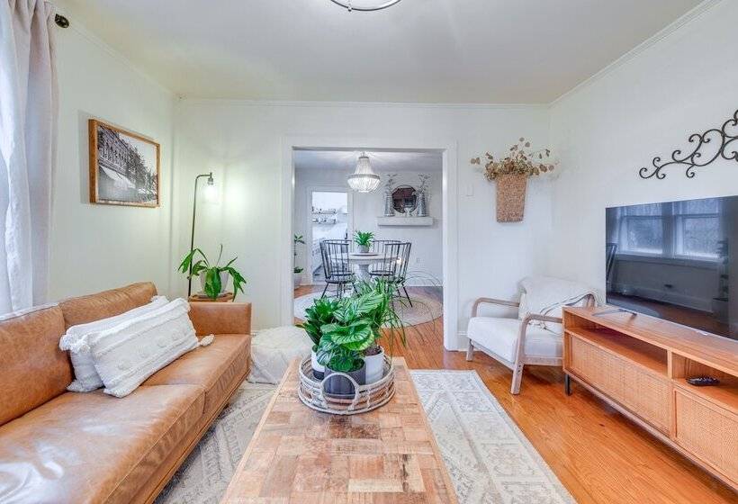 Charming Virginia Retreat W/ Covered Porch & Yard!