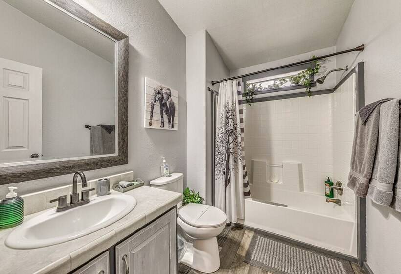 Ruidoso Cabin Retreat W/ Grill, Deck & Gazebo!