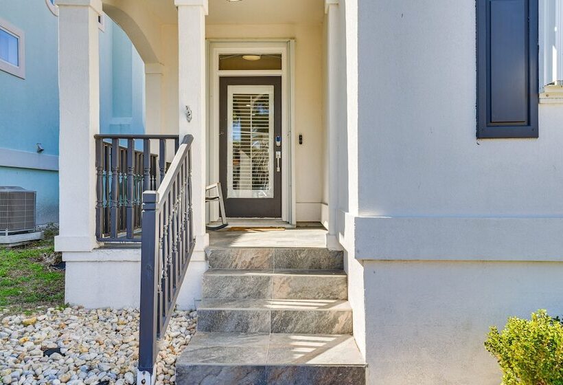 Destin Home W/ Community Pool & Beach Access