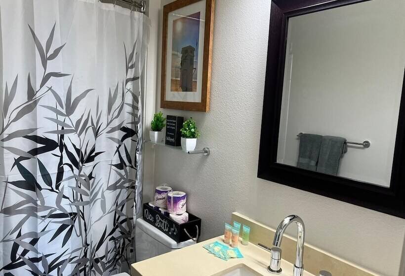 Stayspro   Glamorous Beverlywood Residence