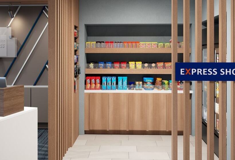 هتل Holiday Inn Express Long Island City E New York By Ihg