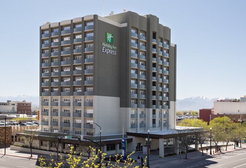 هتل Holiday Inn Express Long Island City E New York, An Ihg