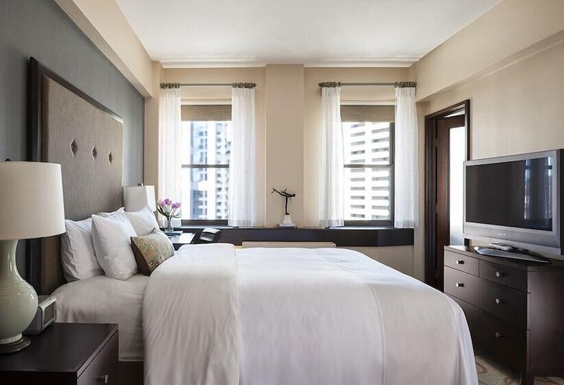 هتل The Inn At The Washington Athletic Club