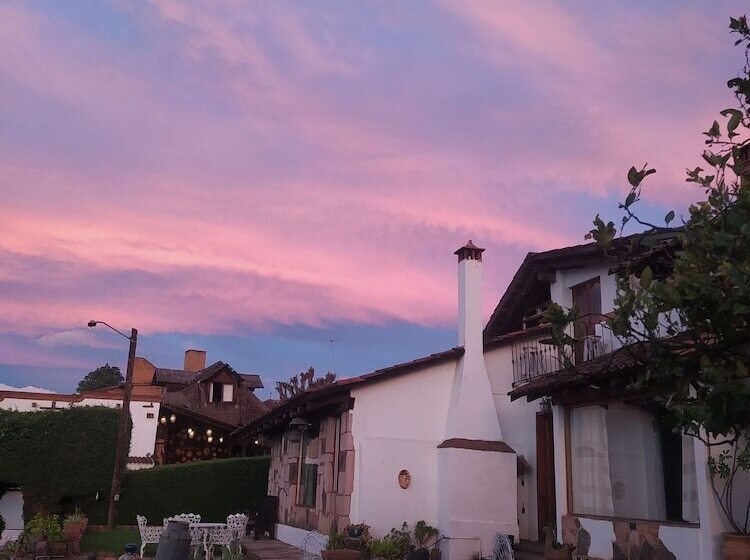 هتل Cabañas Rancho La Mesa