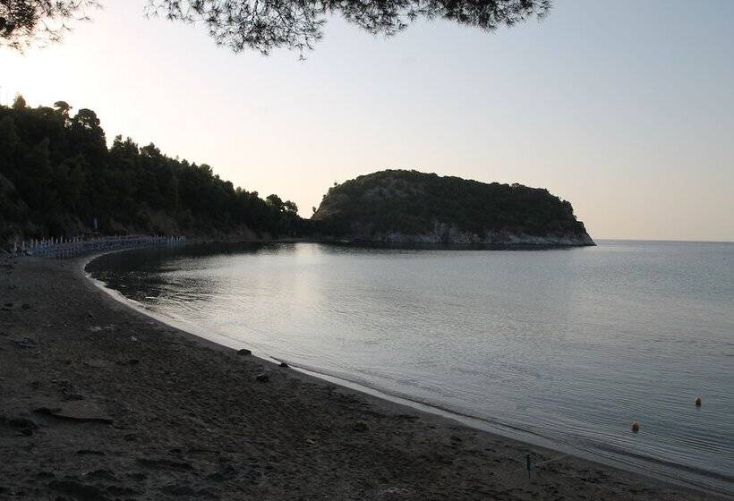 هتل Maeiz Skopelos