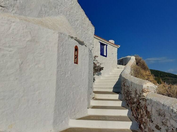 هتل Maeiz Skopelos