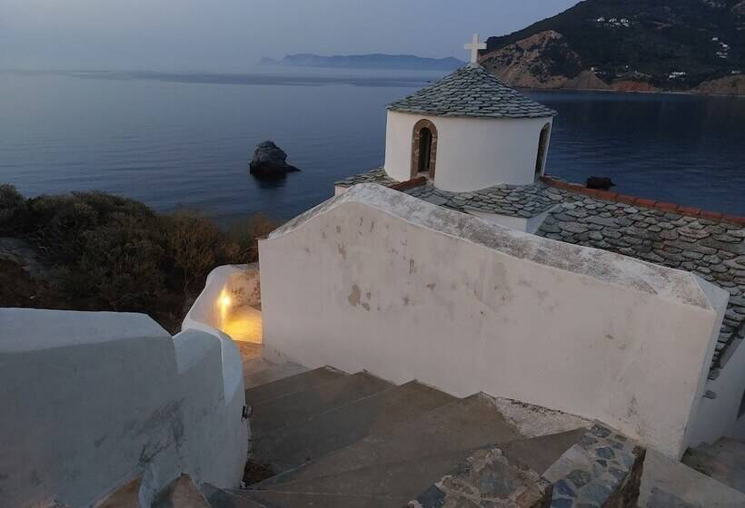 هتل Maeiz Skopelos