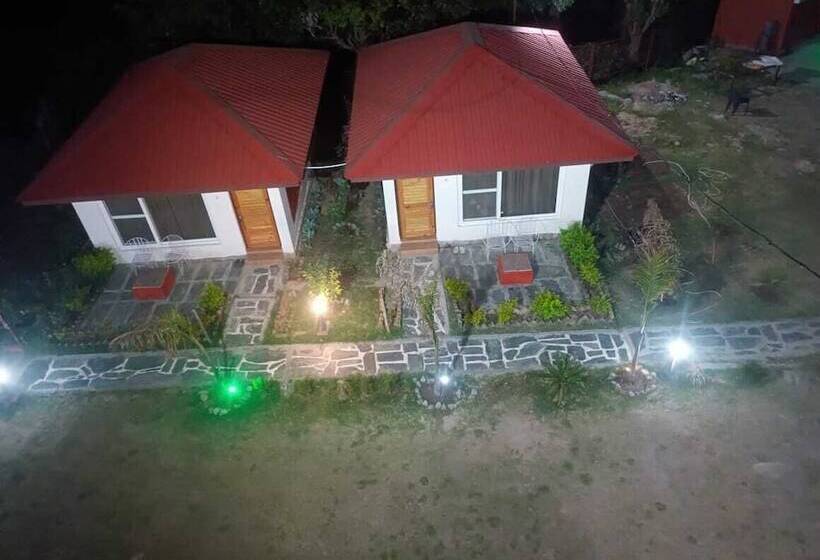 هتل The Himalayan Odyssey And Cottages