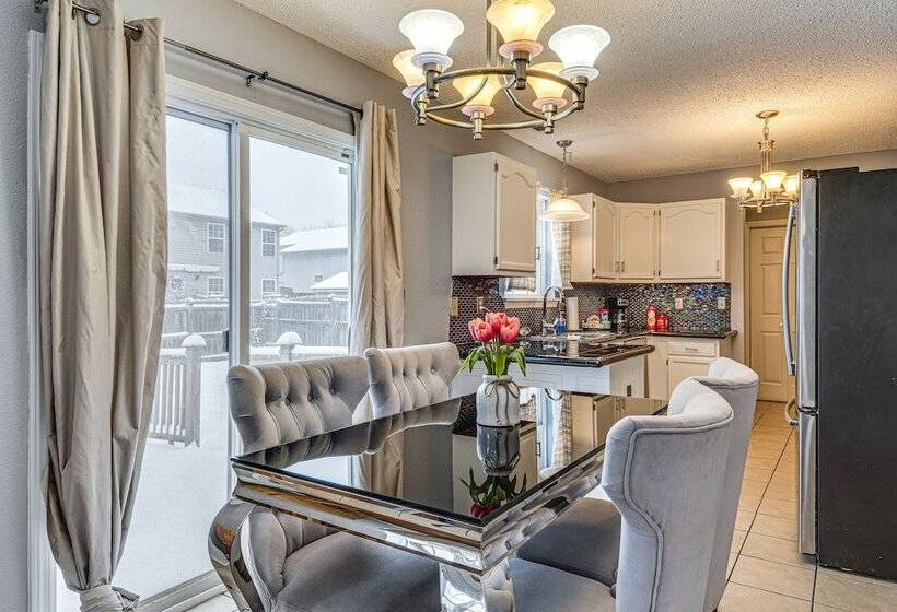 Indianapolis Home W/ Private Yard ~ 8 Mi To Dtwn!