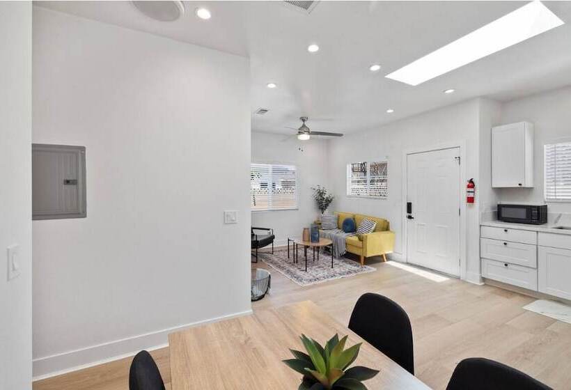 پانسیون Cozy Prvate Adu Close To Disney Beach Ev