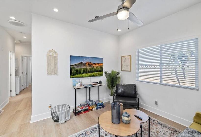 پانسیون Cozy Prvate Adu Close To Disney Beach Ev
