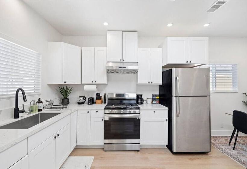 پانسیون Cozy Prvate Adu Close To Disney Beach Ev