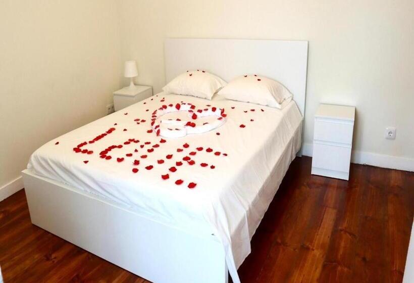 بنسيون Matching Loures Guest House