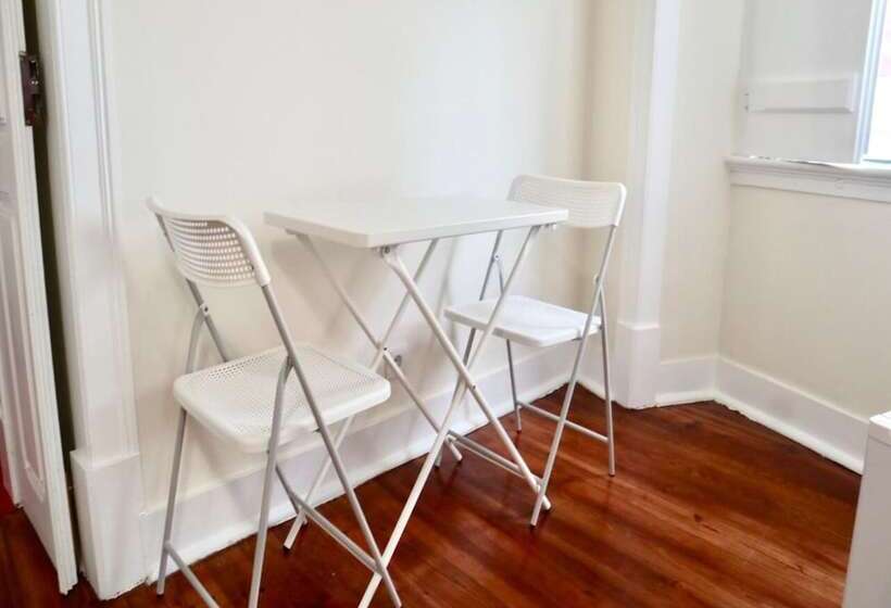 بنسيون Matching Loures Guest House