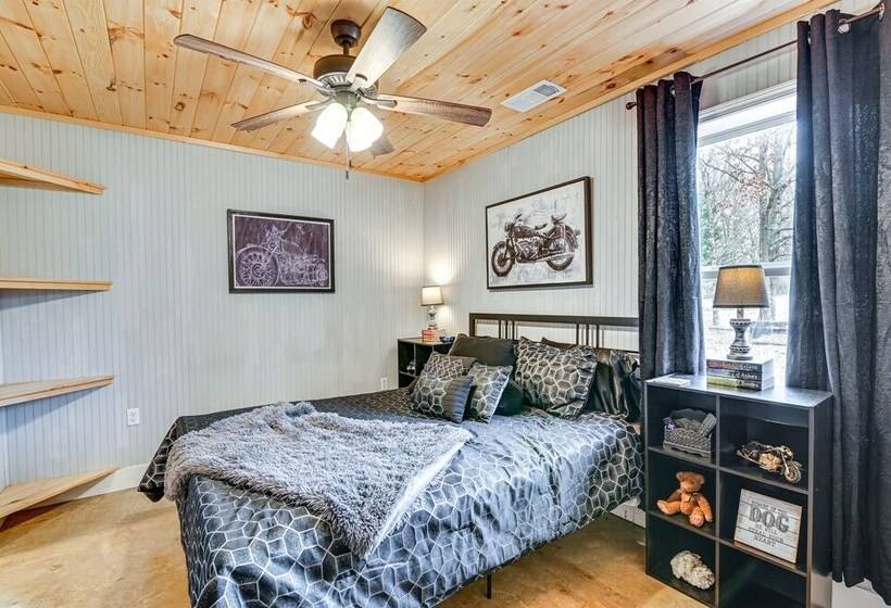 Remote Work Friendly New Albany Home 5 Mi To Dtwn!