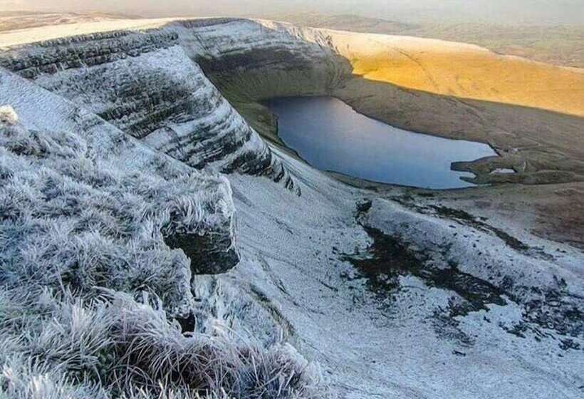 إقامة Simple Luxury In Brecon Beacons Village House