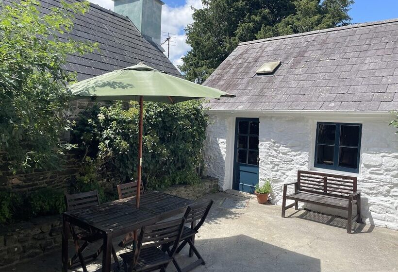 إقامة Simple Luxury In Brecon Beacons Village House