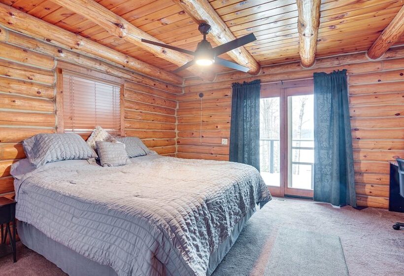 Rhinelander Waterfront Cabin W/ Deck & Fire Pit!