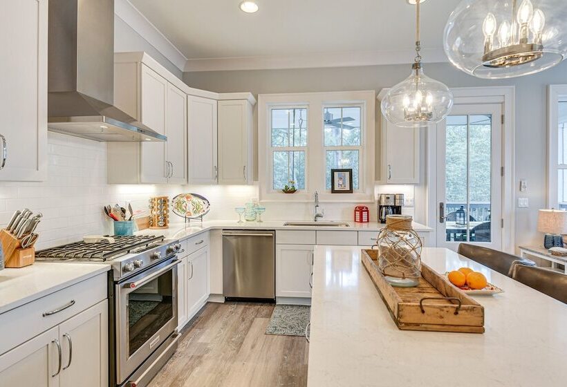 Stunning Santa Rosa Beach Home, 1/2 Mi To Ocean!